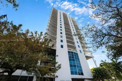 10 S River Dr #609, Miami: photo 1 of 27