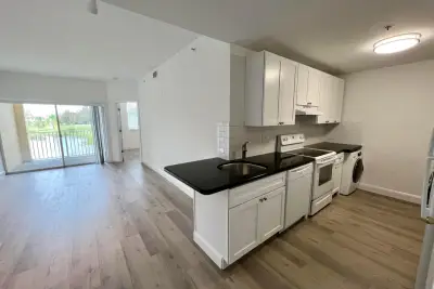 2040 Greenview Shores Blvd #214, Wellington: photo 1 of 16