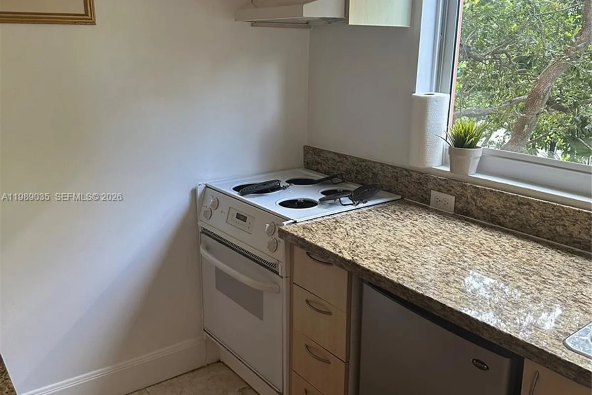 2951 S Bayshore Dr #417, Miami: photo 1 of 29