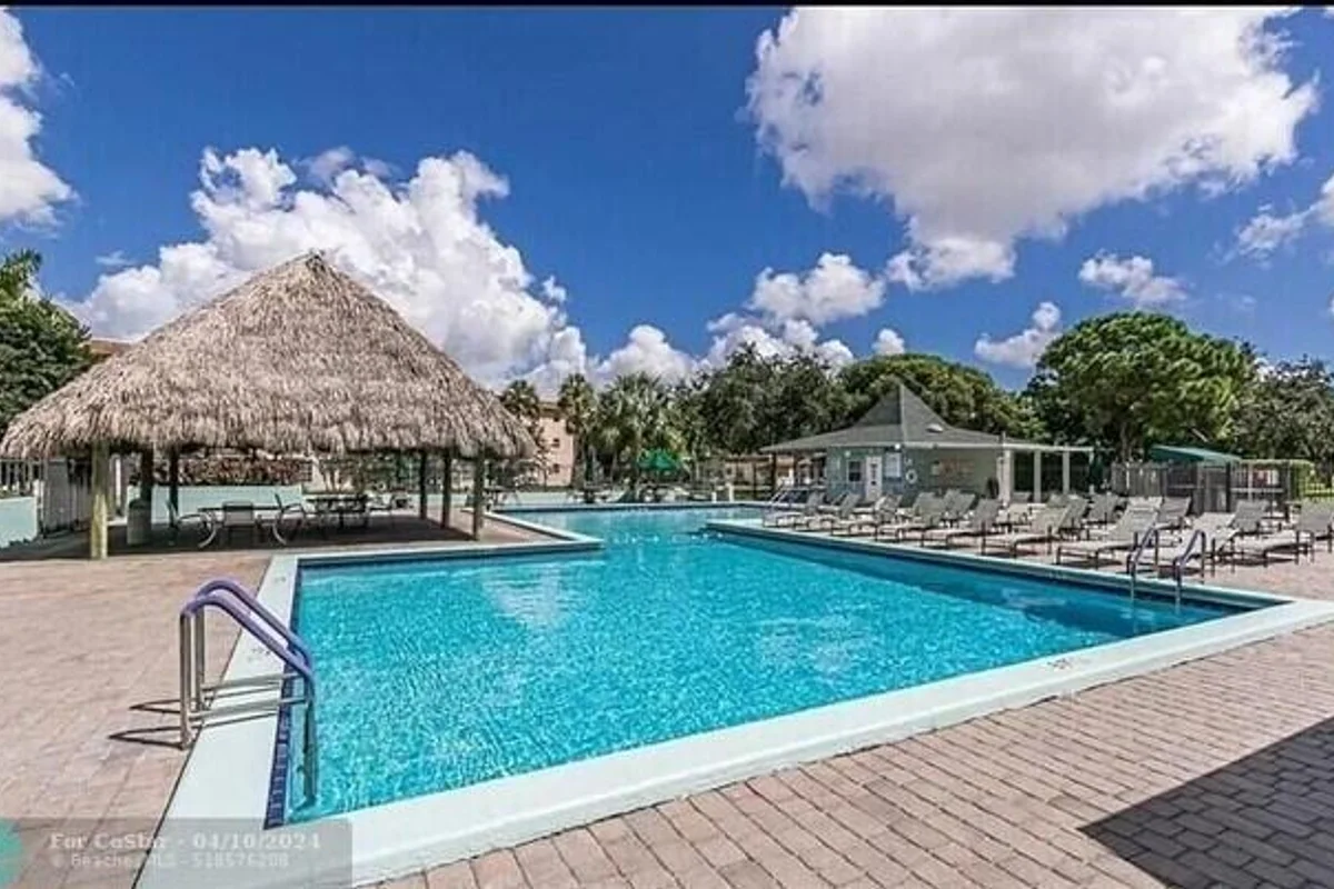 3500 SW Natura Blvd #306, Deerfield Beach: photo 1 of 10