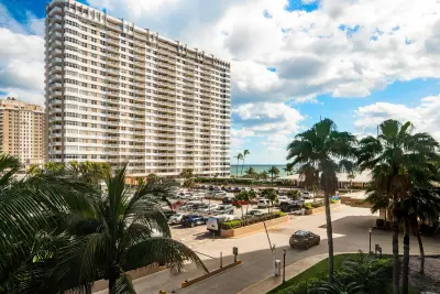 Condo in Hallandale Beach: photo 1 of 22