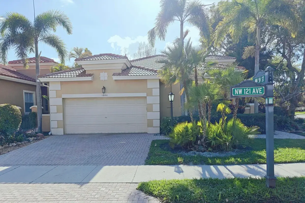 5880 NW 121 Ave, Coral Springs: photo 1 of 38