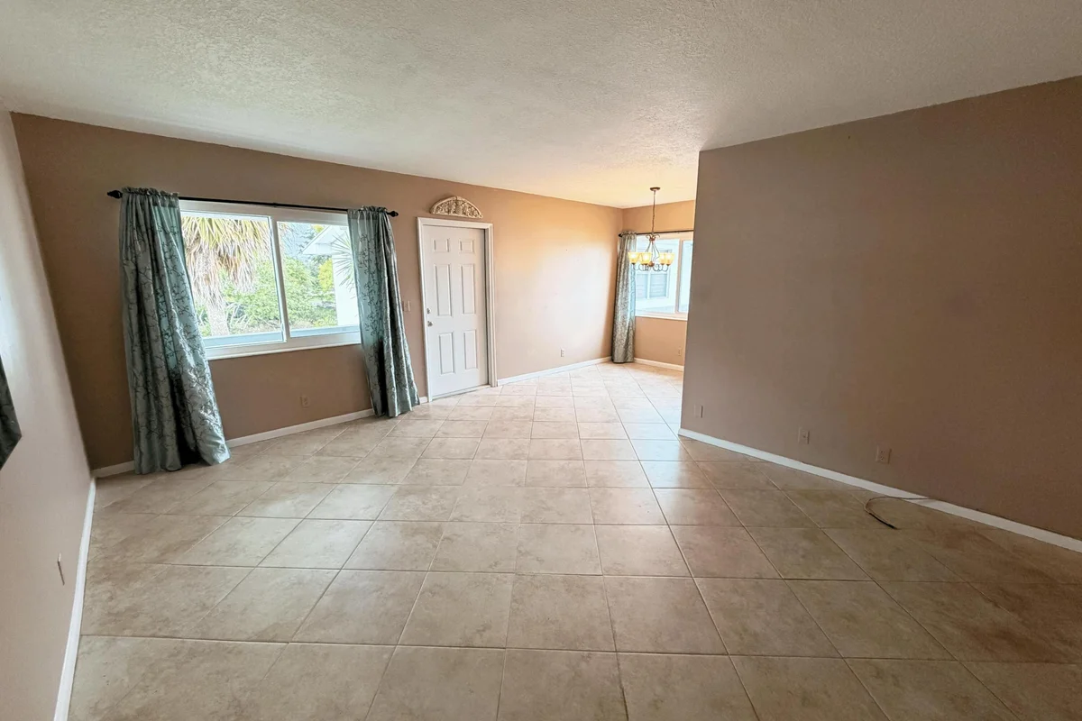 136 Coventry F, West Palm Beach: photo 1 of 11