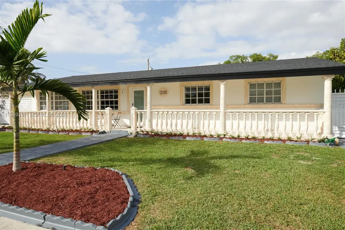 12293 SW 28th Ter, Miami: photo 1 of 25