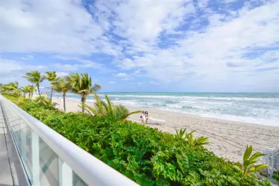 2030 S Ocean Dr #1816, Hallandale Beach: photo 1 of 4