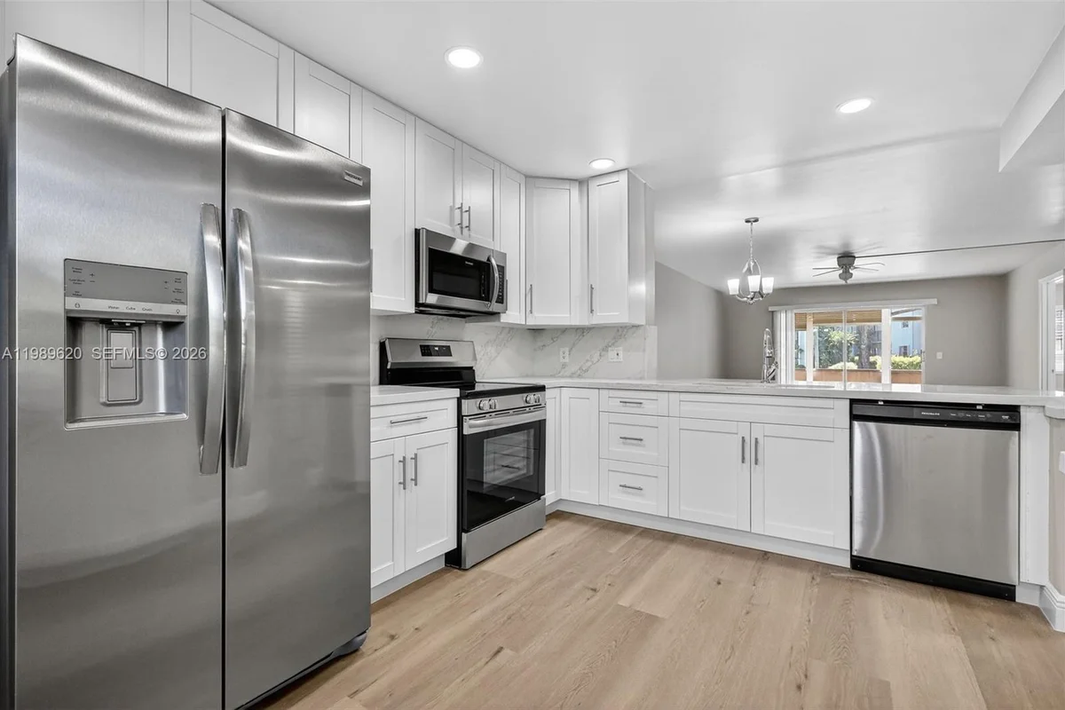 12500 SW 5th Ct #109M, Pembroke Pines: photo 1 of 39
