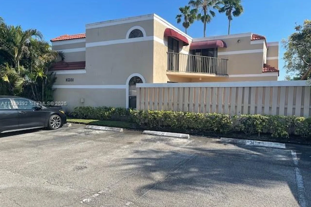 3955 Village Dr #D, Delray Beach: photo 1 of 11