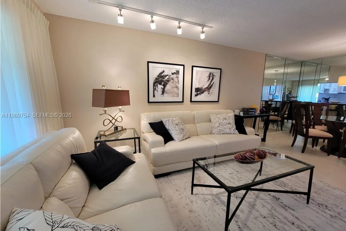 3774 Inverrary Blvd #103P, Lauderhill: photo 1 of 35