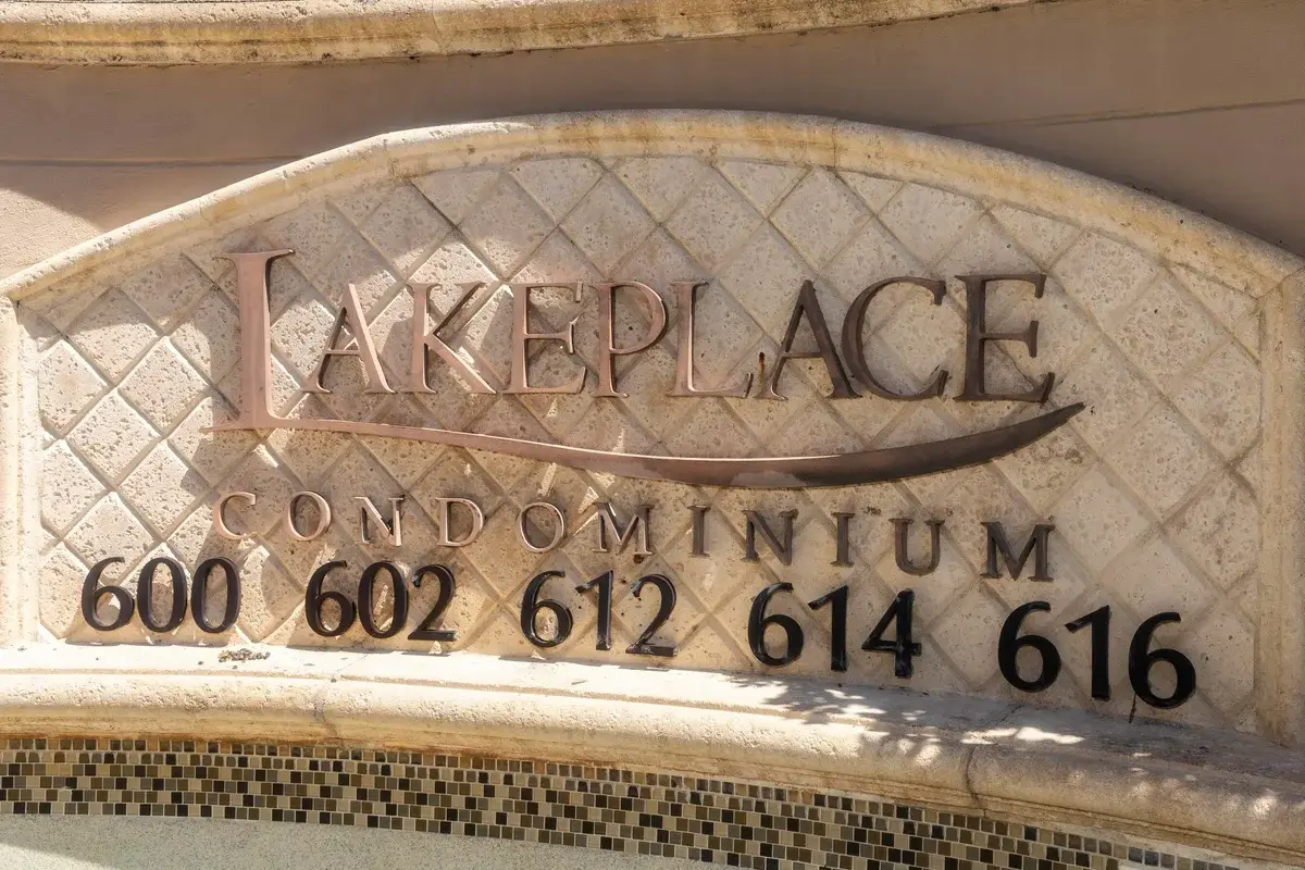 602 Executive Center Dr #105, West Palm Beach: photo 1 of 22