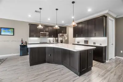 8240 Tailshot Ct, Lake Worth: photo 1 of 55