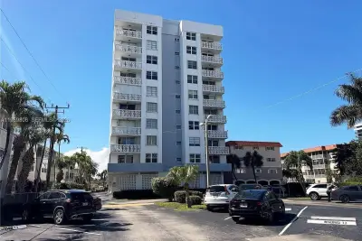 3113 S Ocean Dr #504, Hallandale Beach: photo 1 of 40