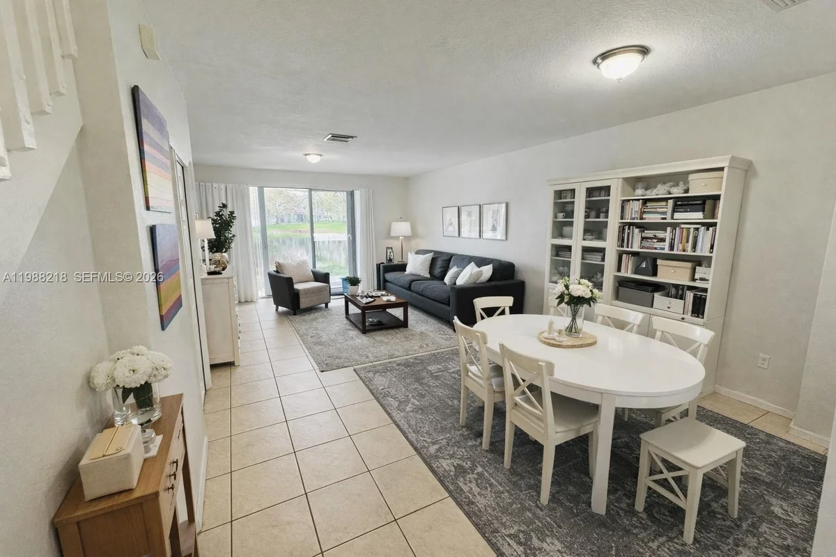 8225 SW 29th St #102, Miramar: photo 1 of 16