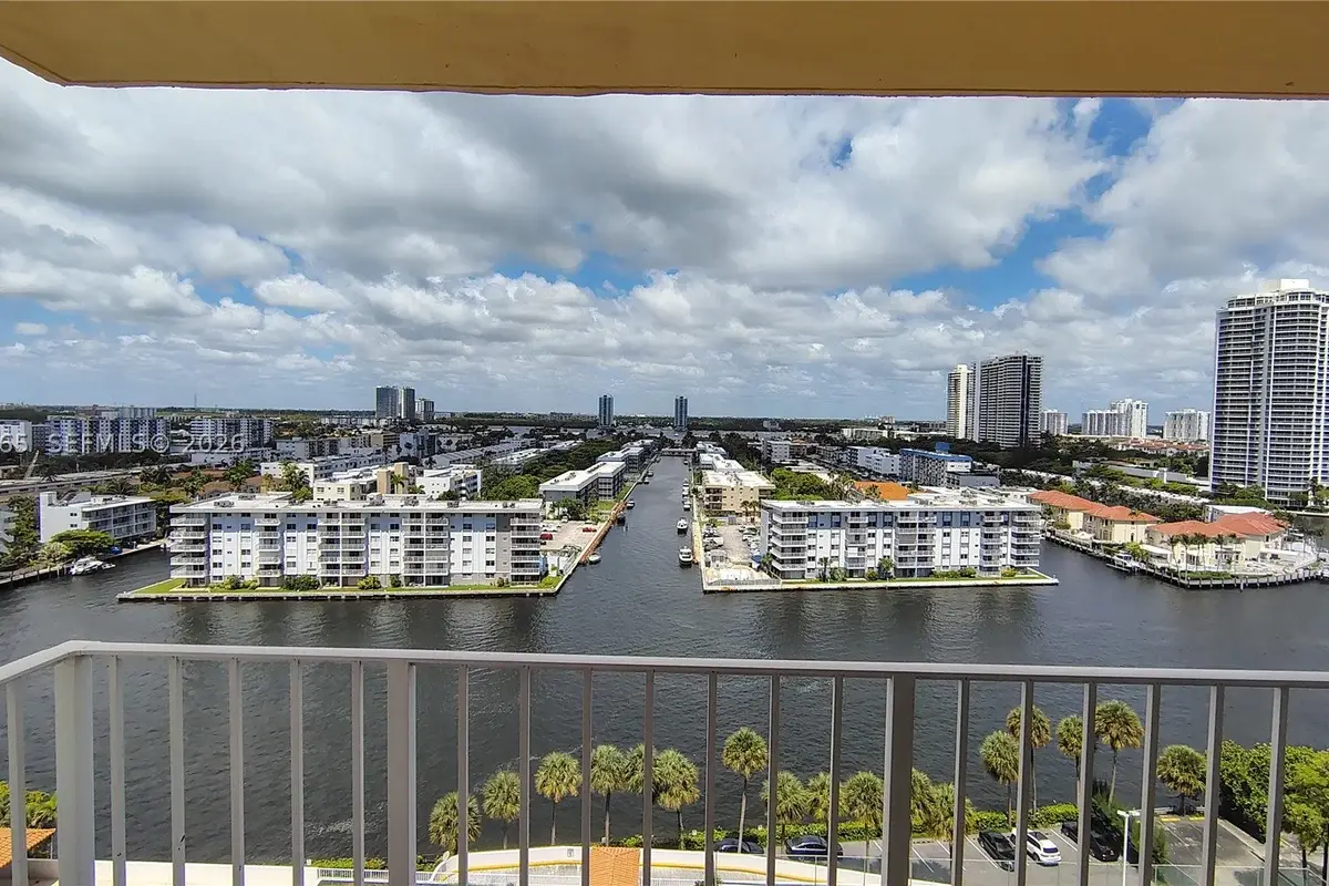 290 174th St #1507, Sunny Isles Beach: photo 1 of 16