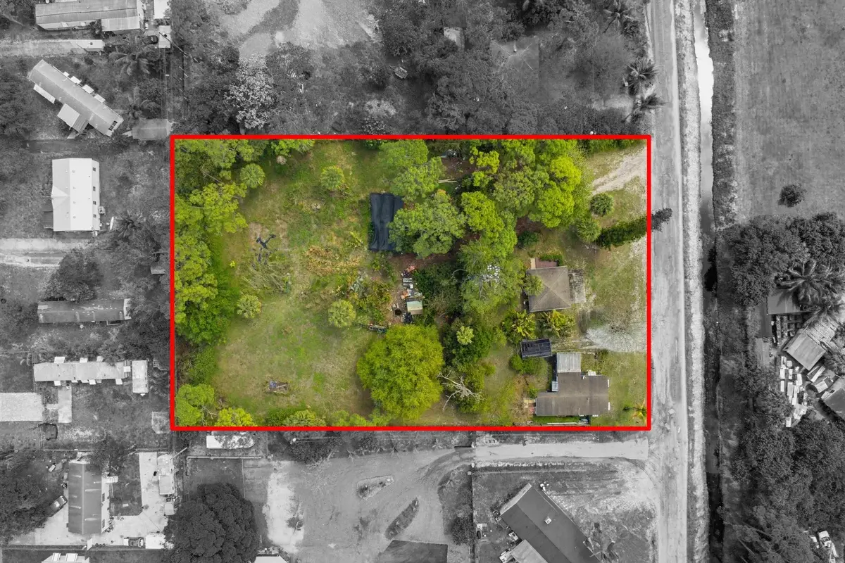 5133 Pine Grove Dr N, West Palm Beach: photo 1 of 27