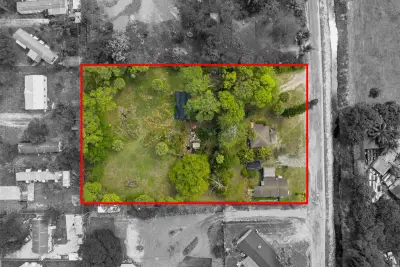 5133 Pine Grove Dr N, West Palm Beach: photo 1 of 27