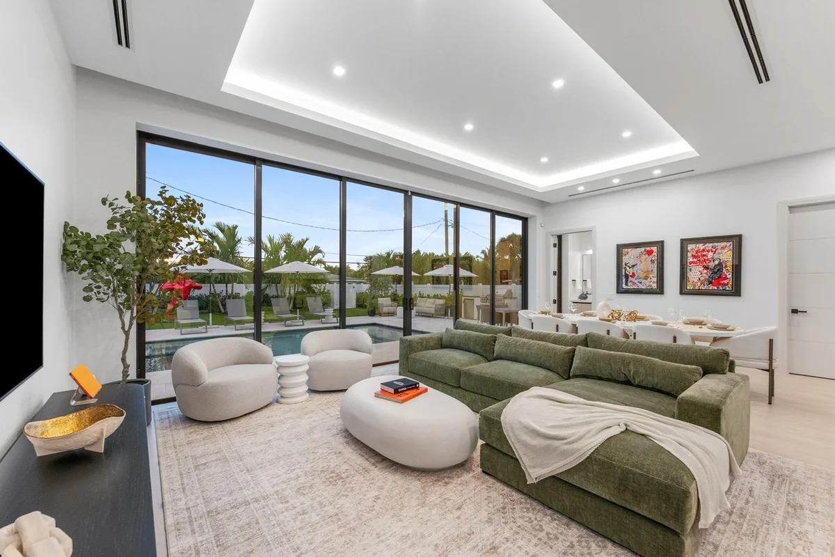 220 S Swinton Ave, Delray Beach: photo 1 of 81