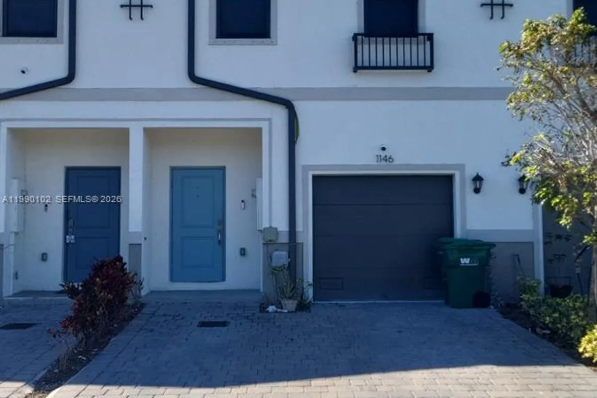 1146 SW 6th Ave, Florida City: photo 1 of 1