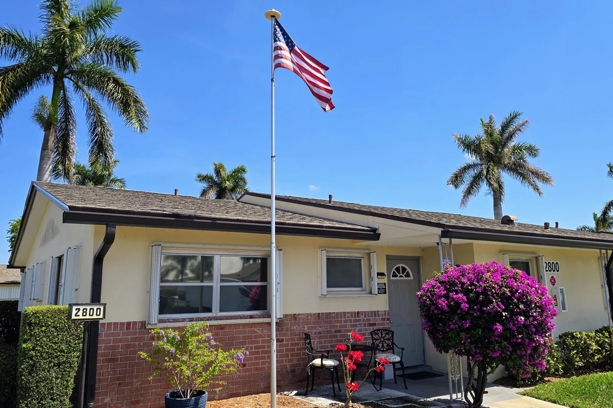 2800 Ashley Dr E #B, West Palm Beach: photo 1 of 35