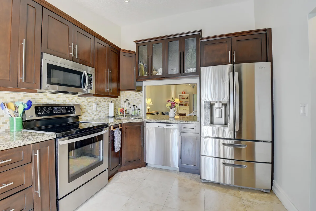 8458 Boca Glades Blvd E, Boca Raton: photo 1 of 28