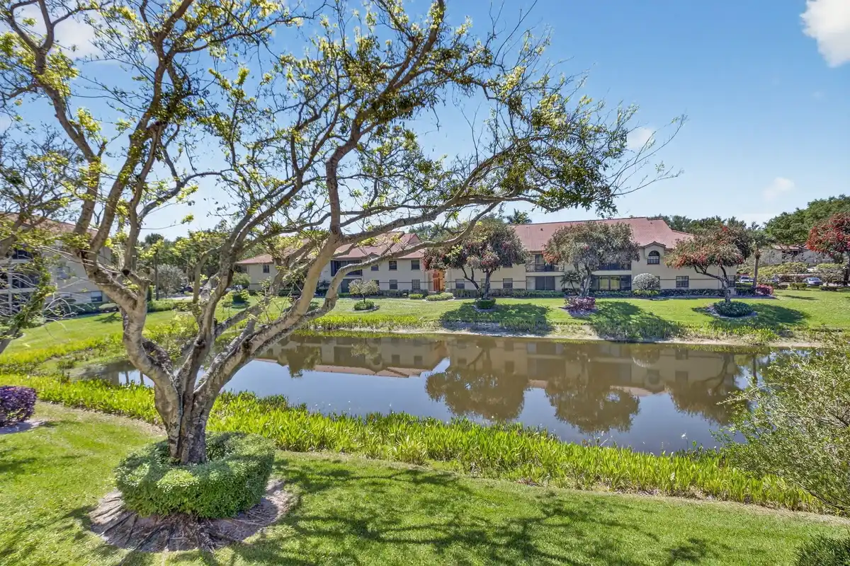 5155 Europa Dr #M, Boynton Beach: photo 1 of 66