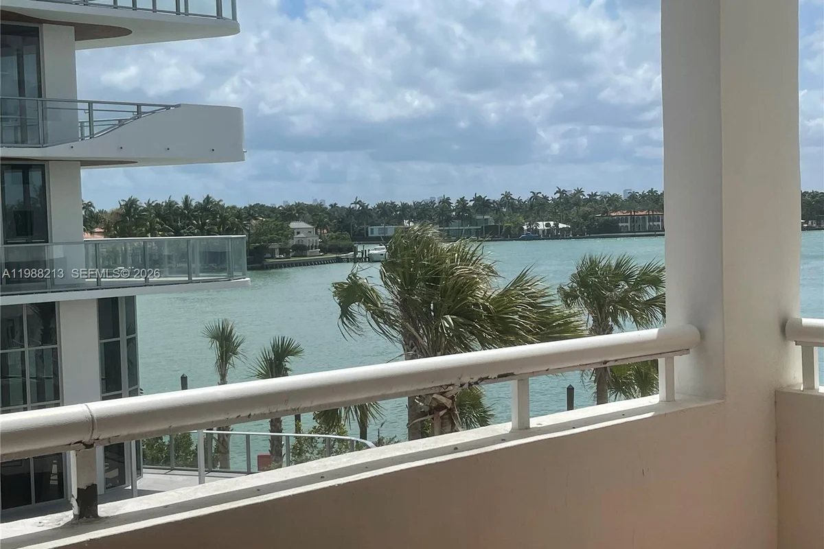 6820 Indian Creek Dr #3B, Miami Beach: photo 1 of 28