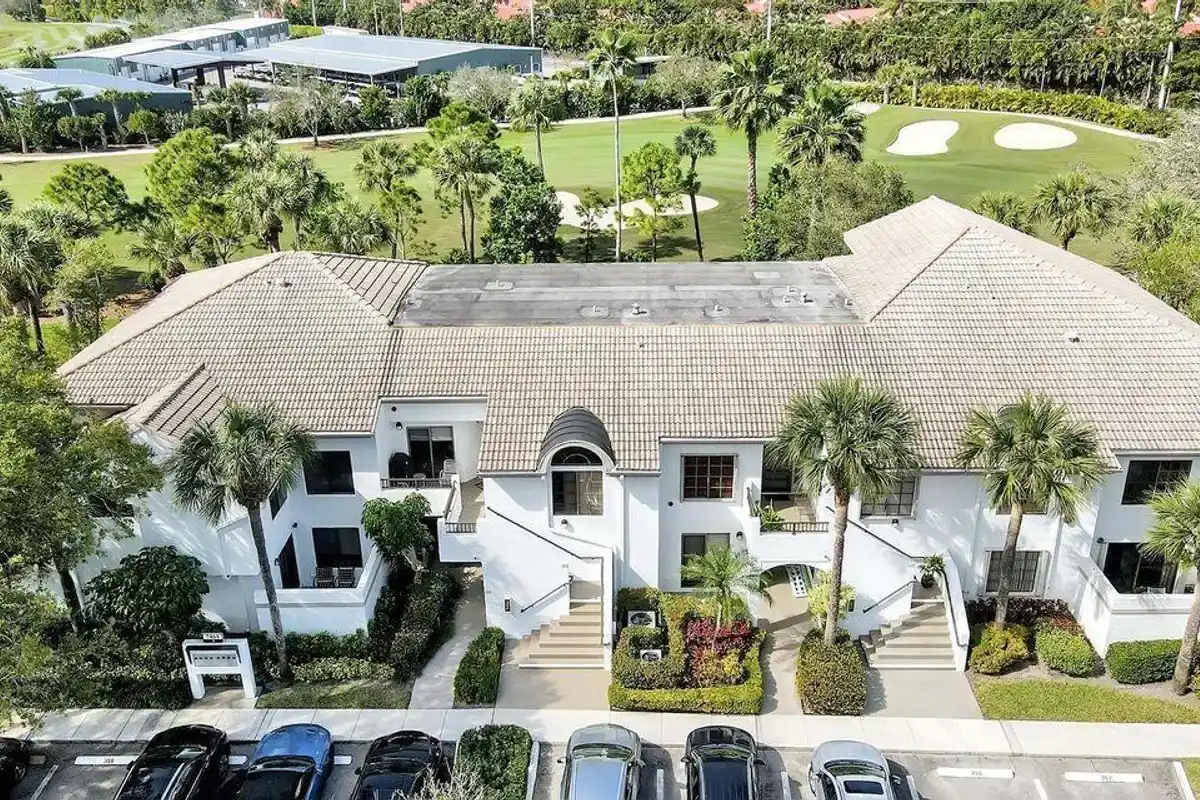 7449 Glendevon Ln #106, Delray Beach: photo 1 of 14