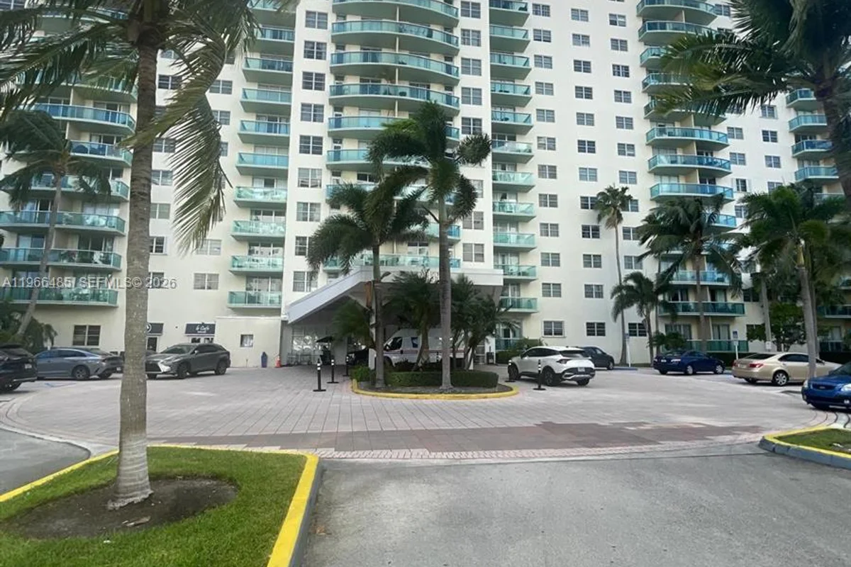 19390 Collins Ave #123, Sunny Isles Beach: photo 1 of 23