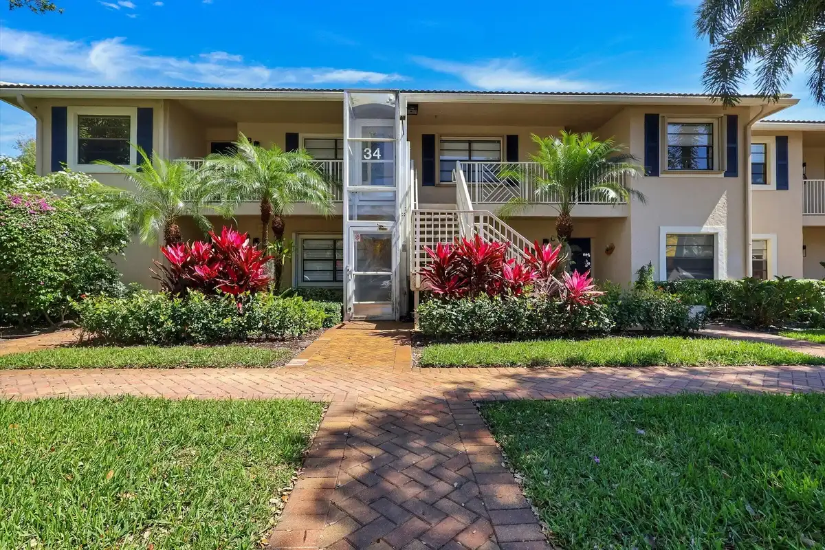 34 W Stratford Ln W #D, Boynton Beach: photo 1 of 24