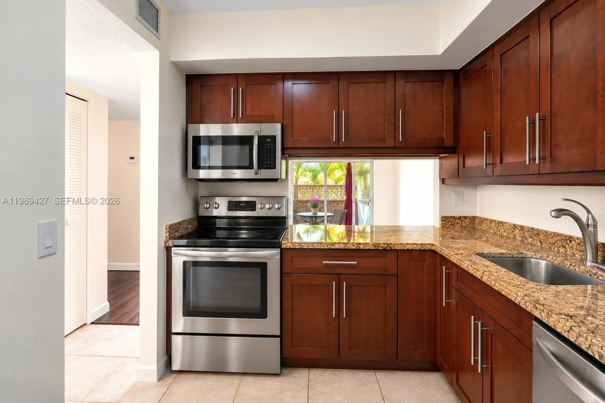 4600 SW 67th Ave #155, Miami: photo 1 of 27