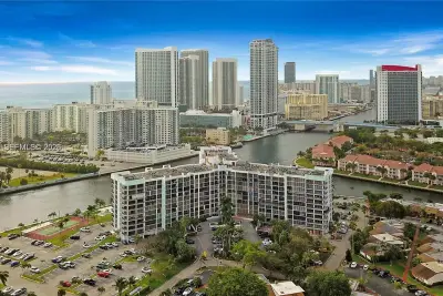 200 Leslie Dr #425, Hallandale Beach: photo 1 of 39