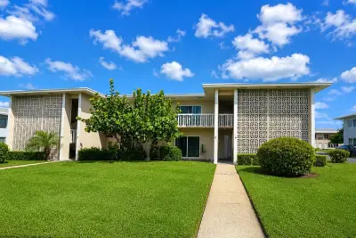 115 S South Blvd #2c, Boynton Beach: photo 1 of 28