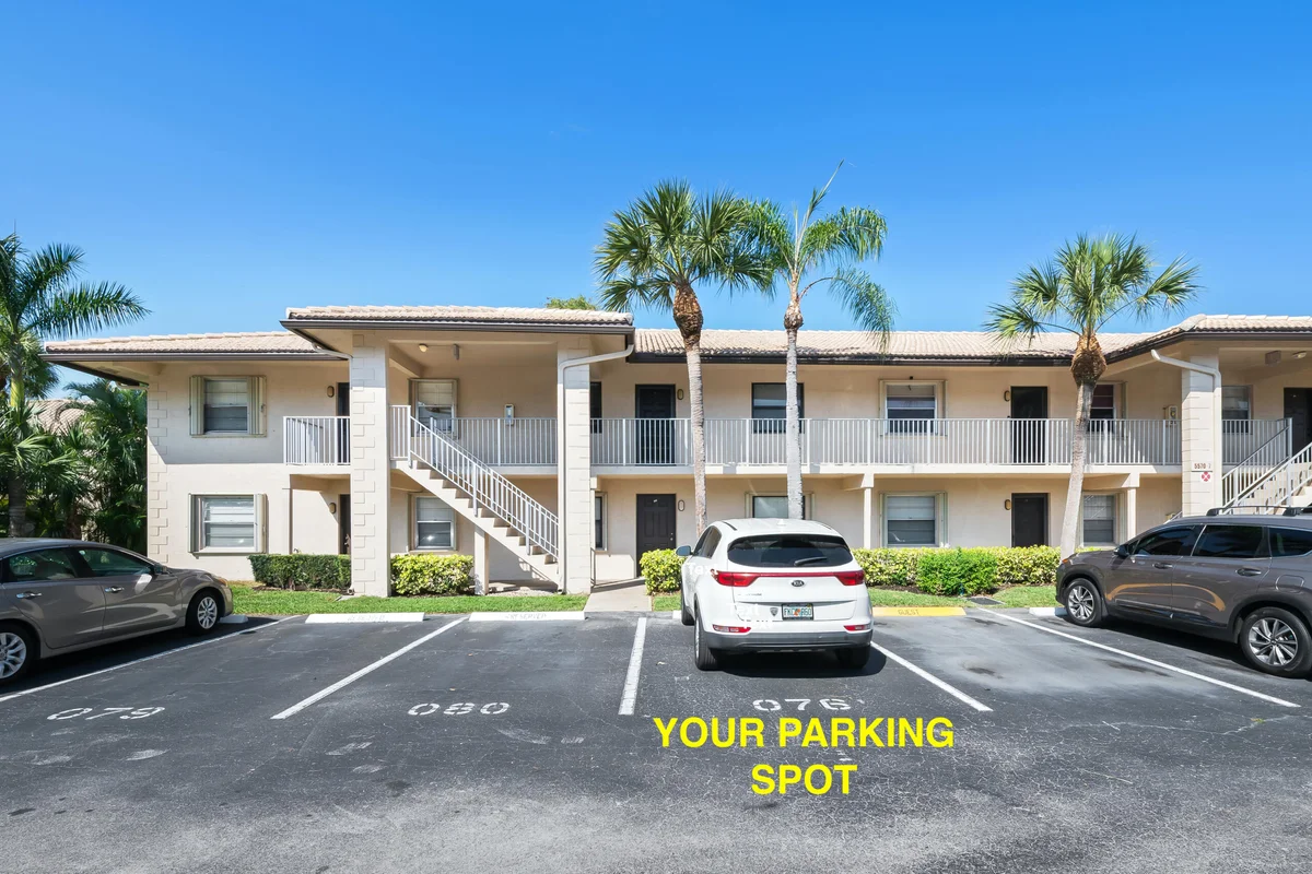 5570 Lakeside Dr #102, Margate: photo 1 of 26