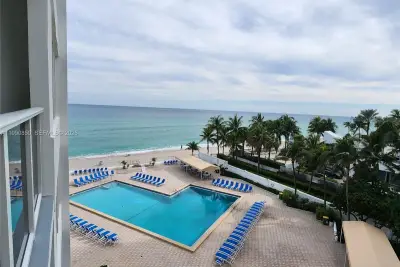 3505 S Ocean Dr #515, Hollywood: photo 1 of 25