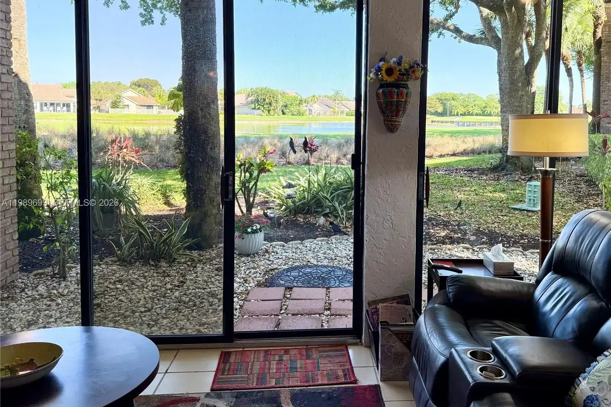 8033 Aberdeen Dr #102, Boynton Beach: photo 1 of 84