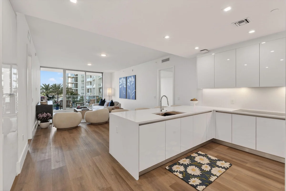220 Lake Shore Dr #715, Lake Park: photo 1 of 62