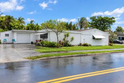 1029 Ardmore Rd, West Palm Beach: photo 1 of 5