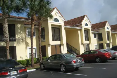 15051 SW 103 Ln #4103, Miami: photo 1 of 19