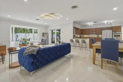 2901 NW 10th Ave, Wilton Manors: photo 1 of 40