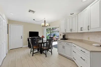 4115 Carriage Dr #P2, Pompano Beach: photo 1 of 54