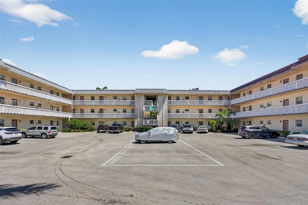 4299 NW 16th St #202, Lauderhill: photo 1 of 35