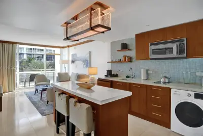 6801 Collins Ave #309, Miami Beach: photo 1 of 20