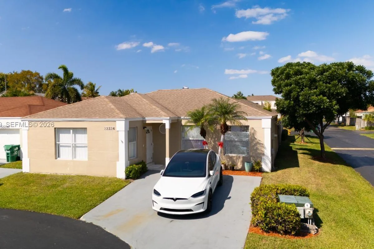 22226 SW 98th Pl, Cutler Bay: photo 1 of 33