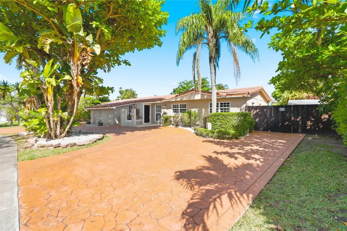 9955 SW 74th St, Miami: photo 1 of 27
