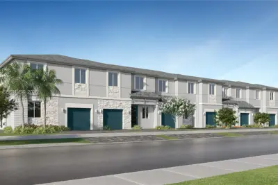 813 SE 23 Ct, Homestead: photo 1 of 1