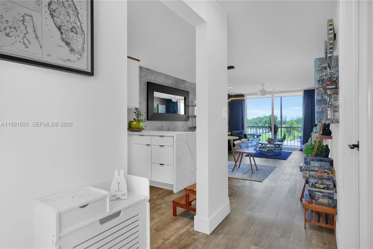 8900 Washington Blvd #320, Pembroke Pines: photo 1 of 31
