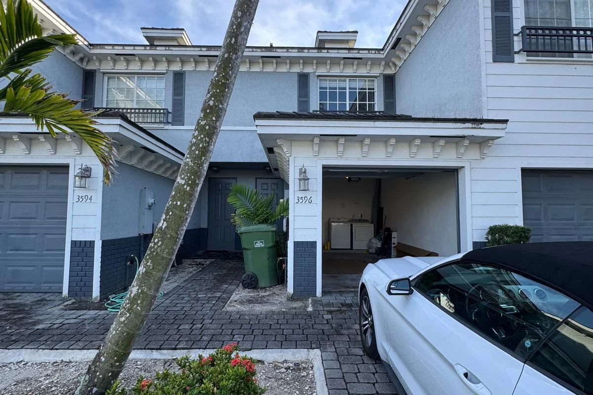 3596 NW 13th St, Lauderhill: photo 1 of 27