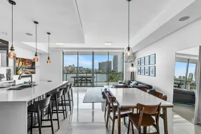 3300 NE 188th St #511, Aventura: photo 1 of 27