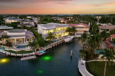 749 Bamboo Dr, Boca Raton: photo 1 of 101