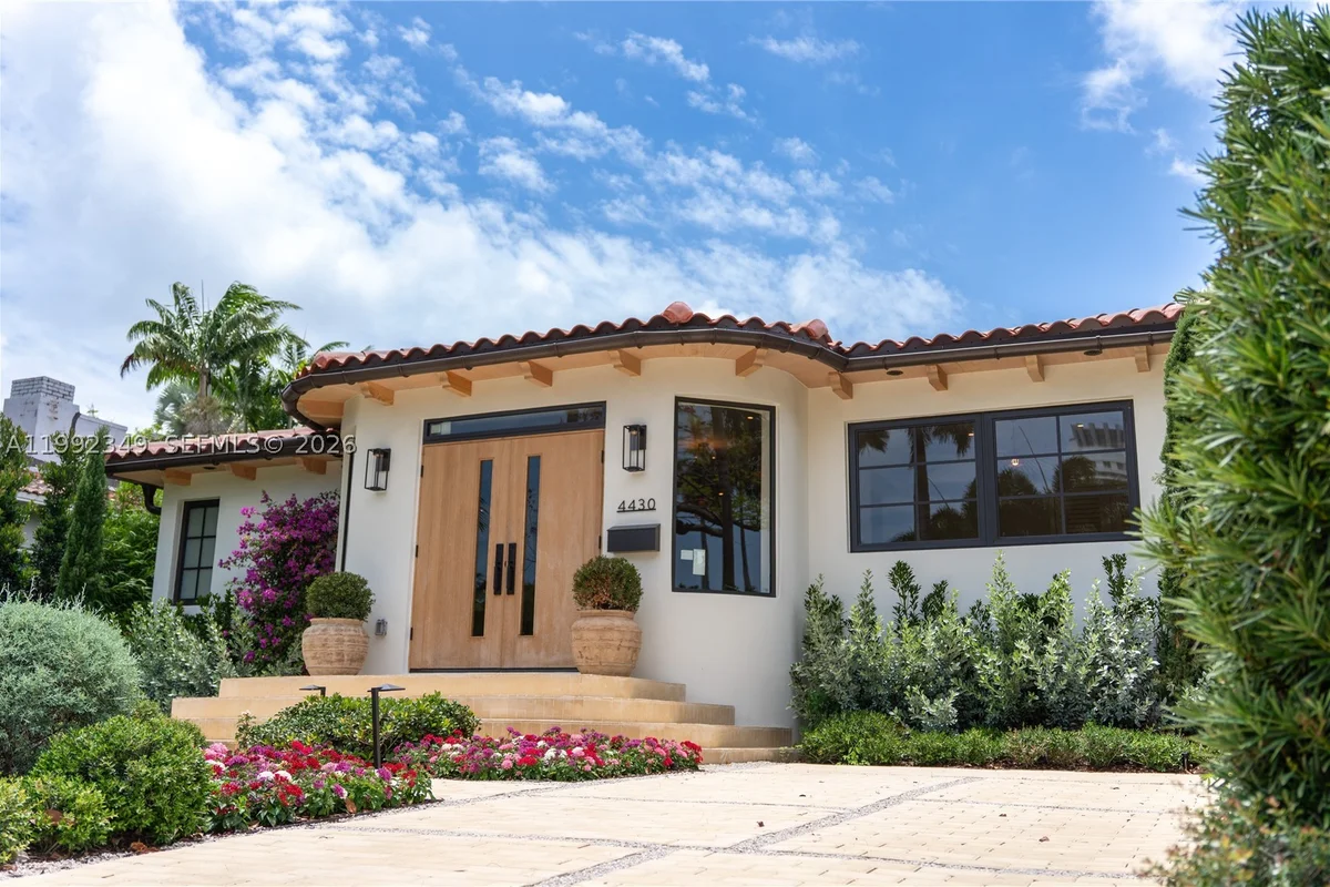 4430 Royal Palm Ave, Miami Beach: photo 1 of 38