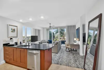 3800 N Ocean Dr #518, Riviera Beach: photo 1 of 101